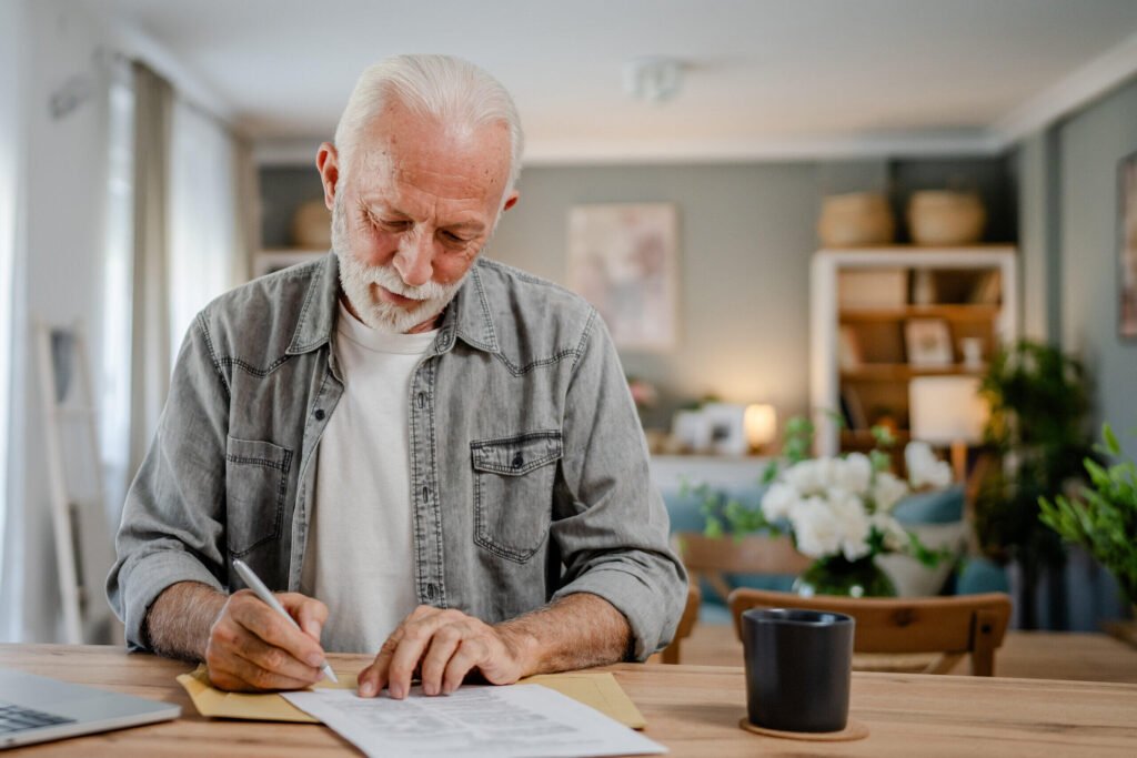 Rentner erhalten bald wichtige Post